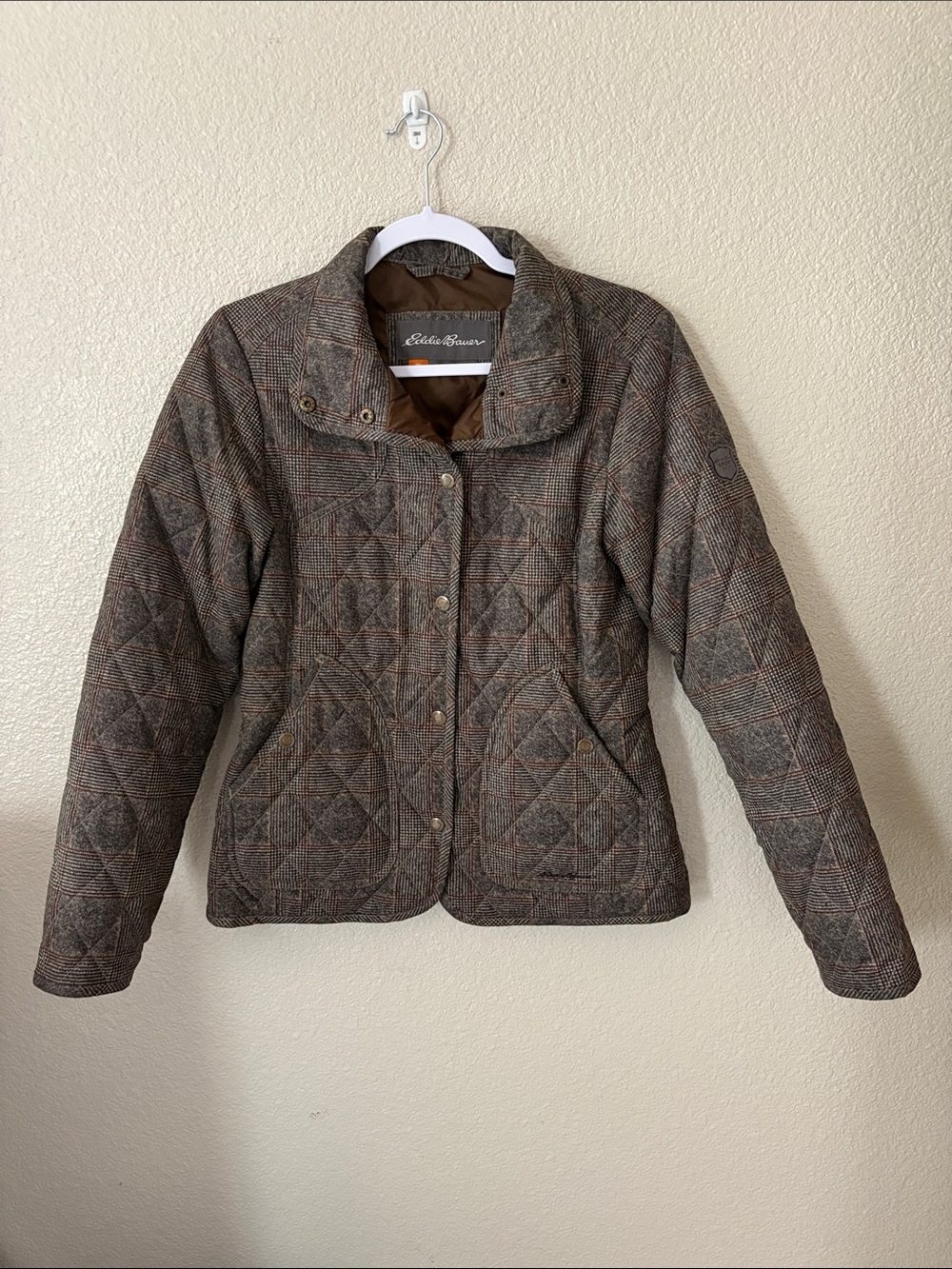 Eddie Bauer Women's Quilted Driving Chore Jacket Plaid Jacket in Brown and Gray